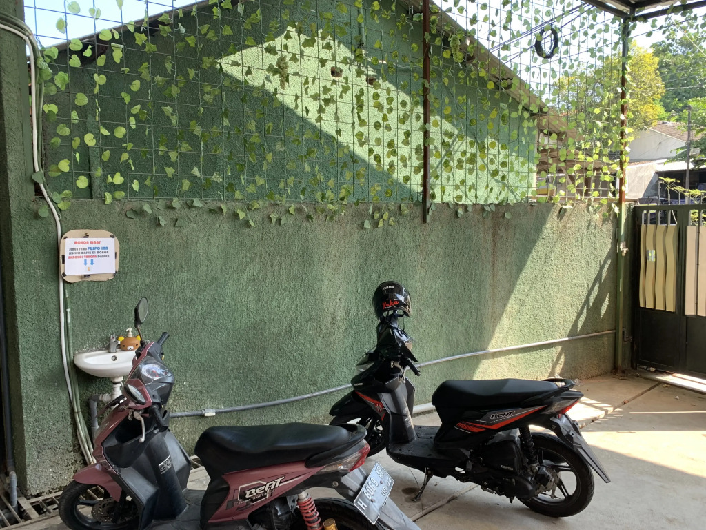 Happy Inn Puspo Mitra RedDoorz