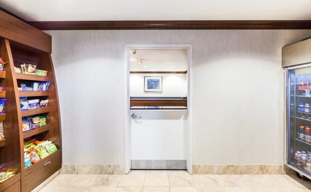 Staybridge Suites El Paso Airport by IHG