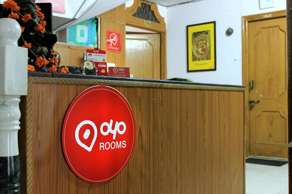 OYO 1592 Hotel Empire palace