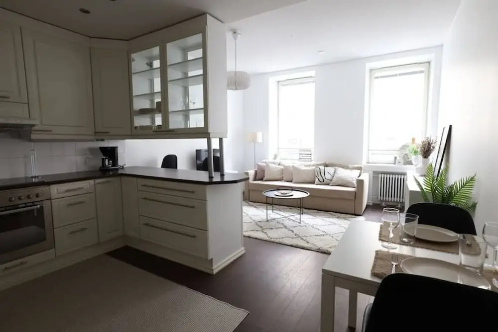 2ndhomes Bright 1BR Home in Kamppi