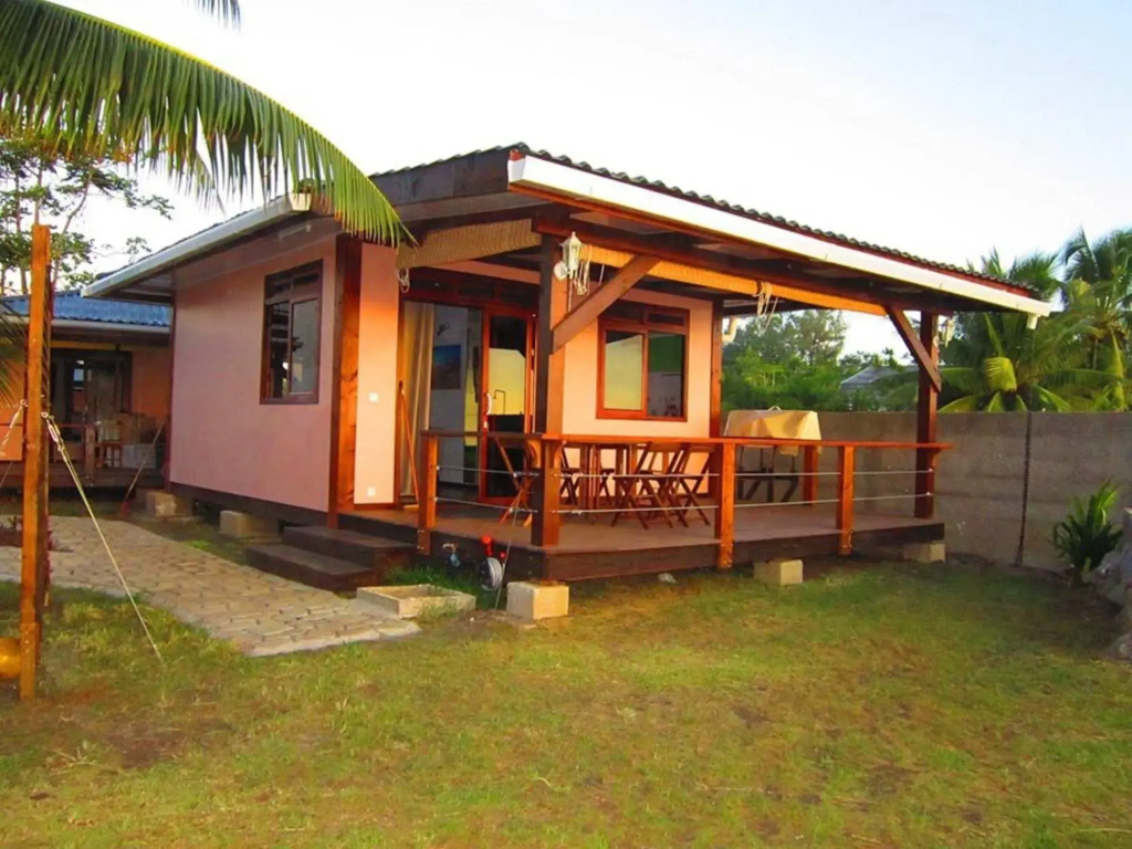 Tahiti Surf Beach Paradise