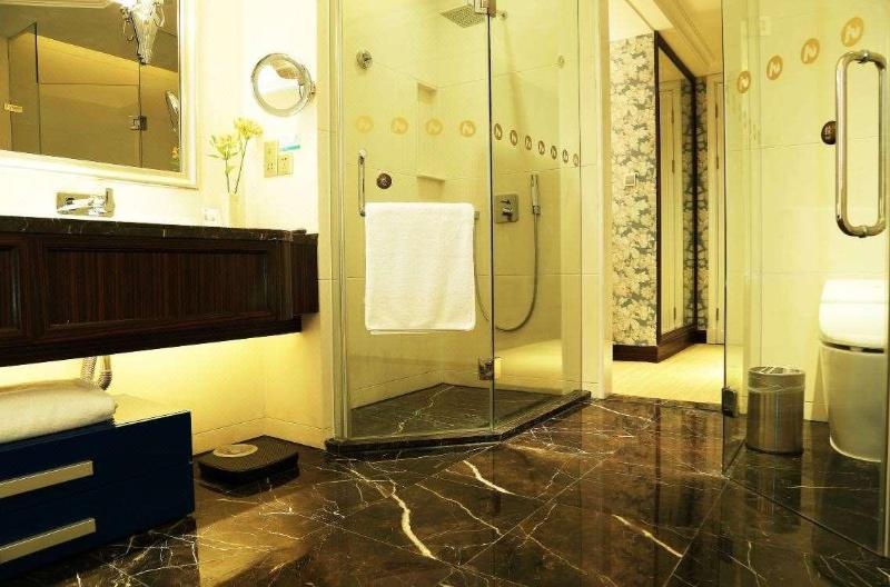 Hangzhou Bay Universal Hotel