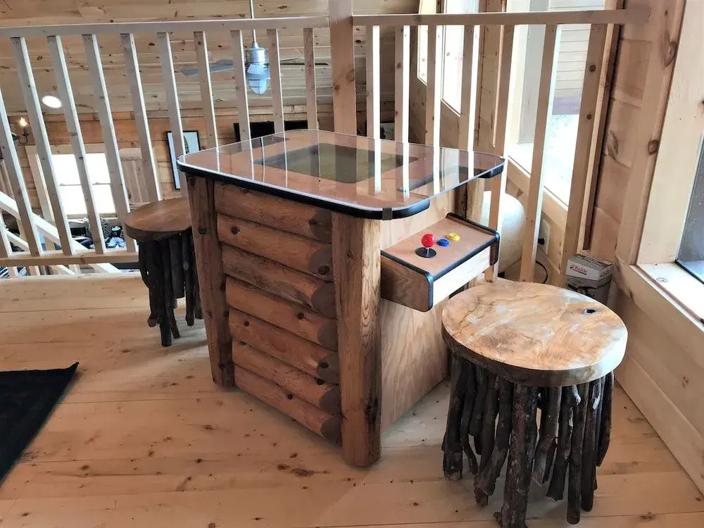 Elk Feathers 2 Bedroom Cabin by RedAwning