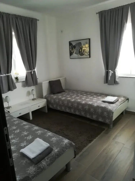 Apartment Villa Bijele Stijene