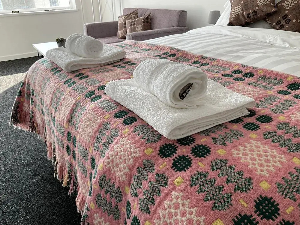 Traeth Rooms