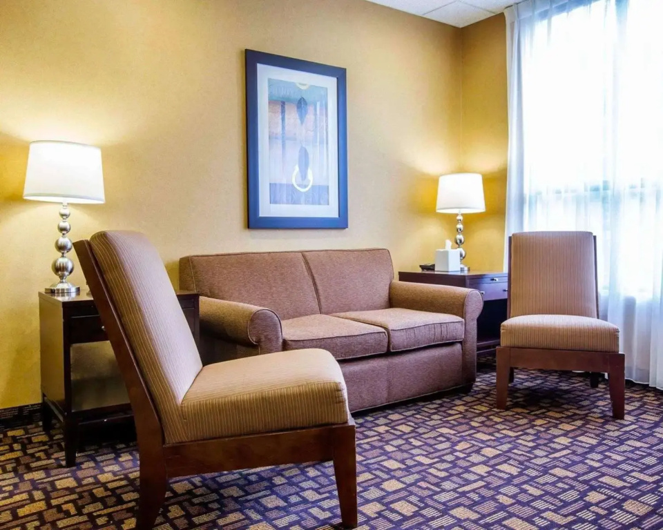 Comfort Inn & Suites adj to Akwesasne Mohawk Casino