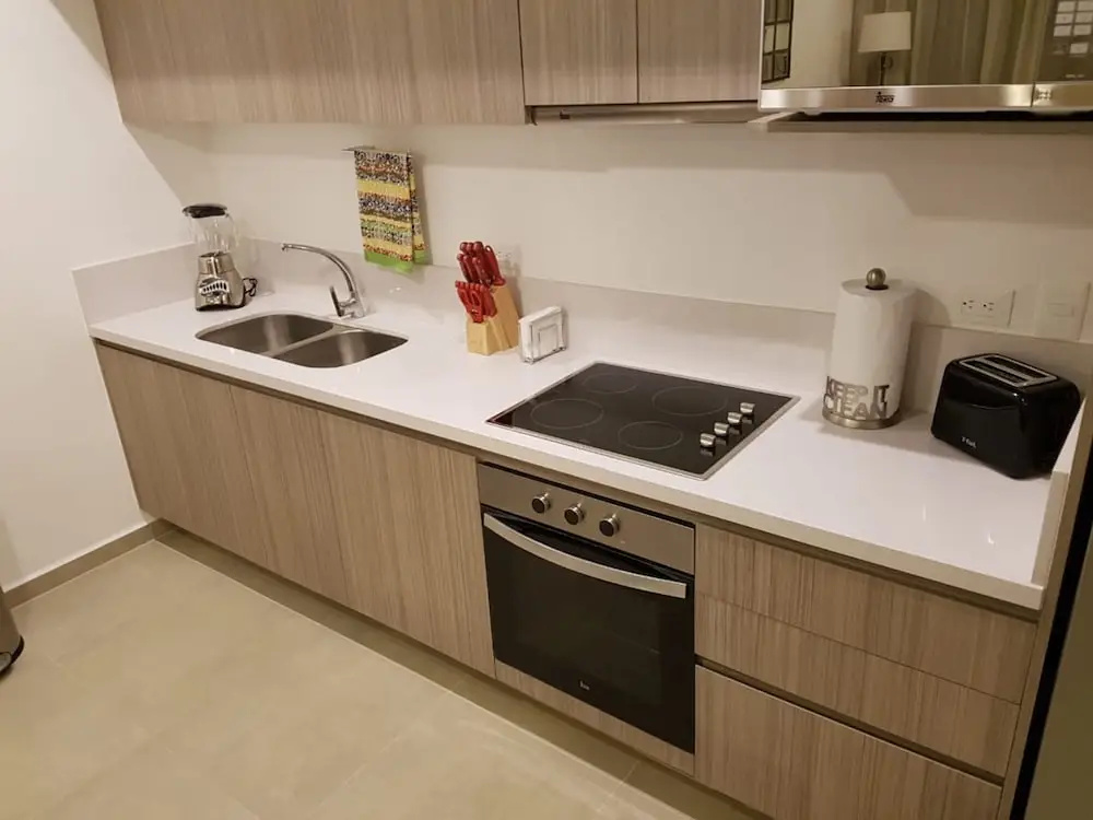 Cute 1 BR in amazing location by Happy Address