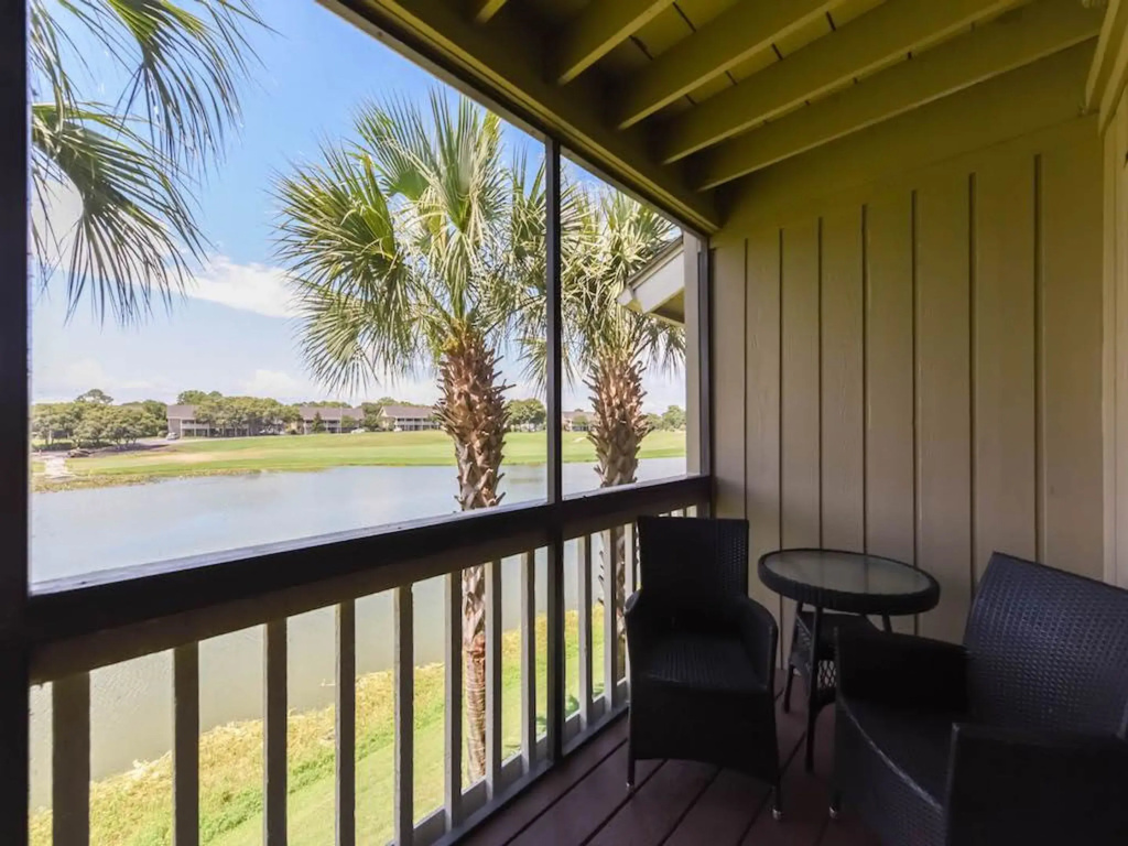 Seascape Lakefront Villas