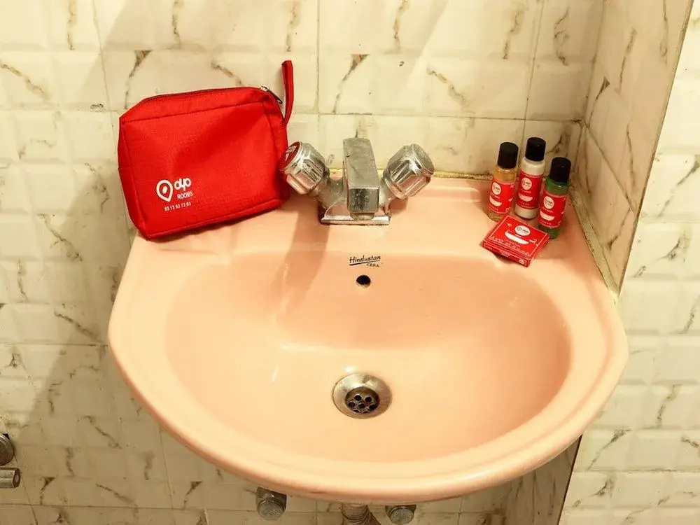 OYO 1058 Hotel Royal Garden