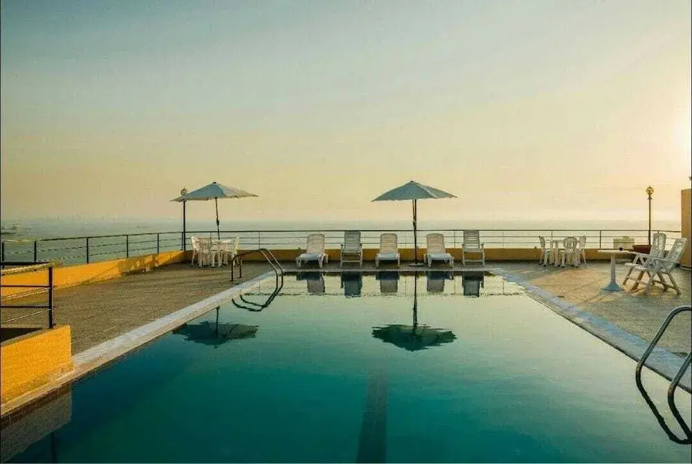 Aqua Vista Hotel