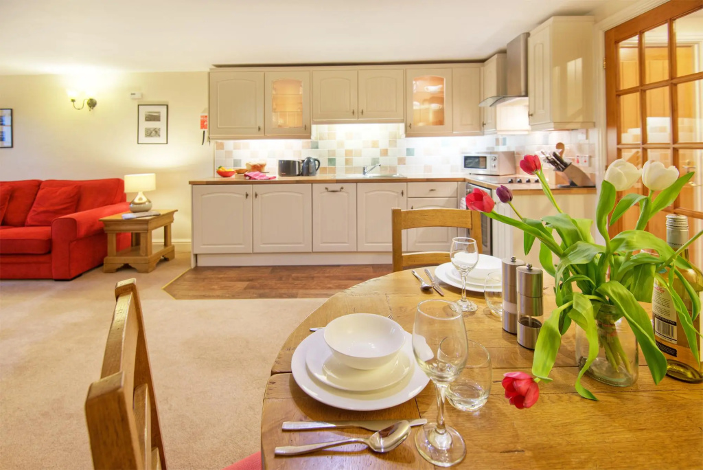 Police House Cottages (2 Bedroom)