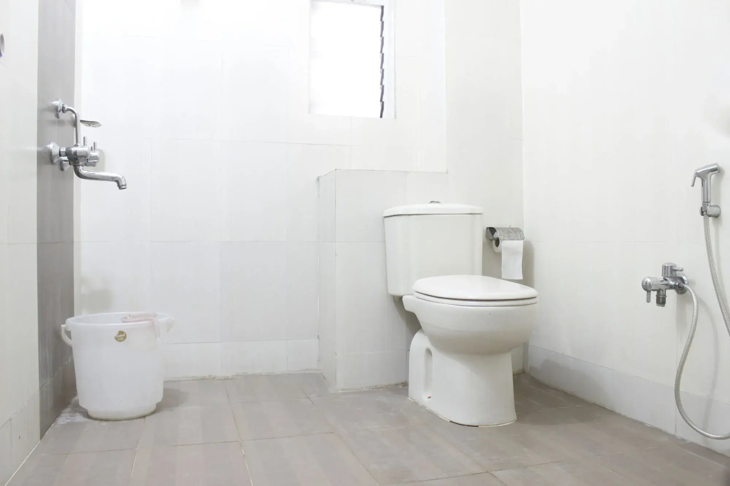 FabHotel Siri Inn Madhapur