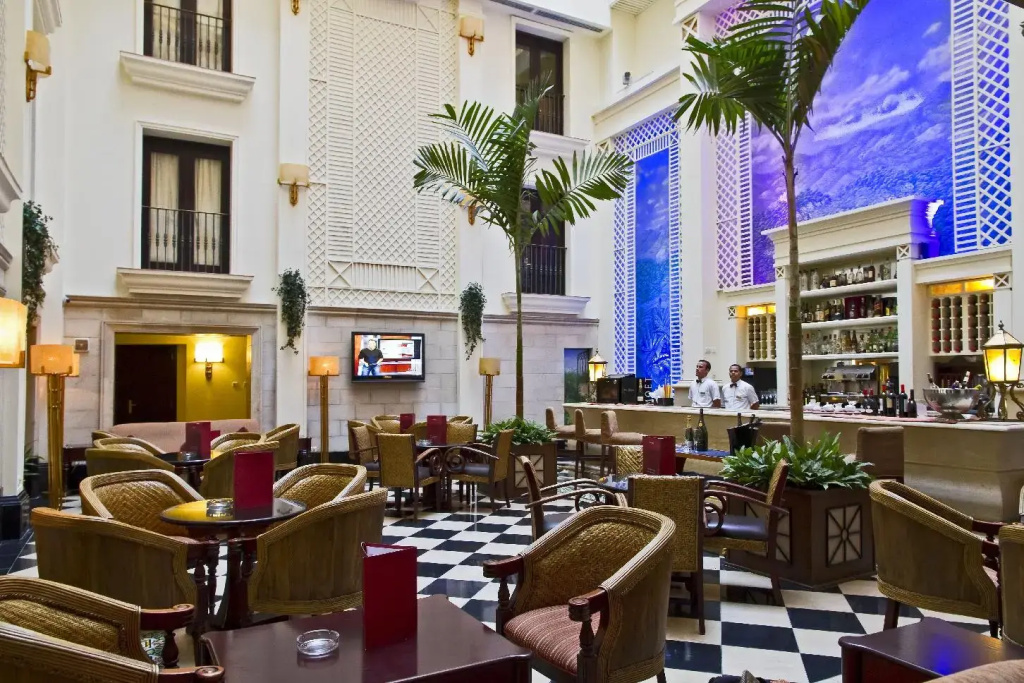 Hotel Saratoga