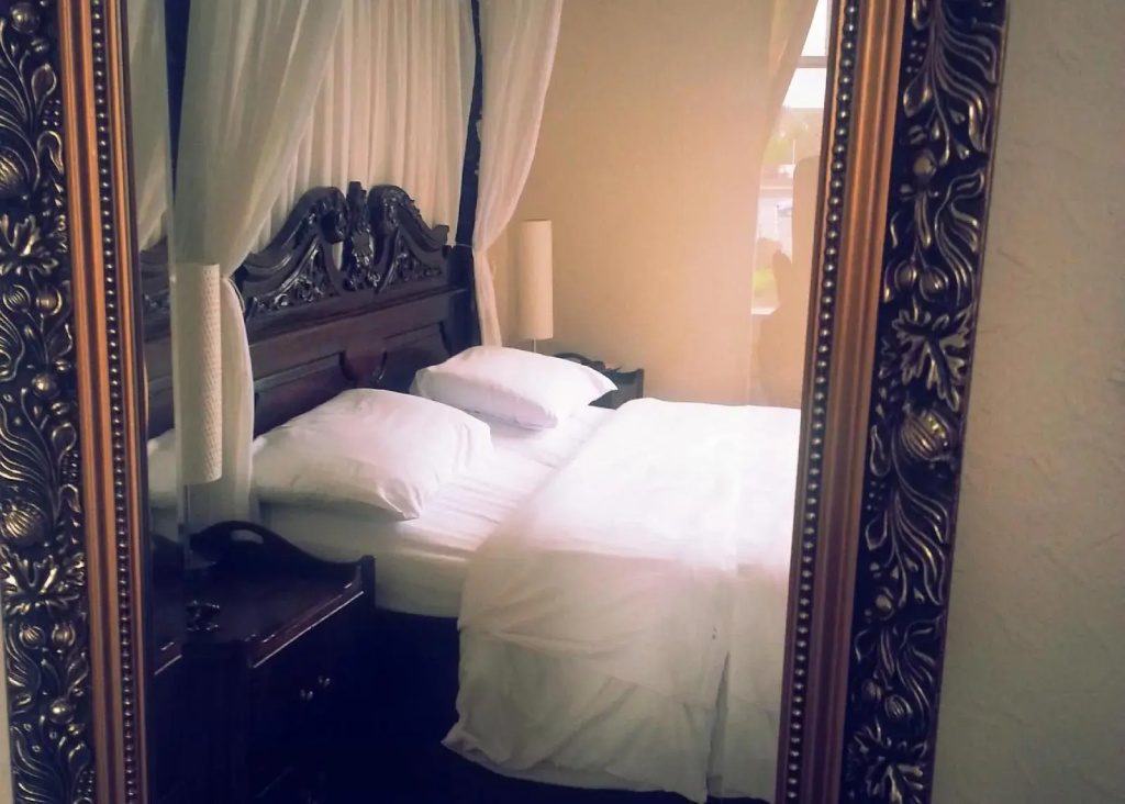 The Bank House Hotel