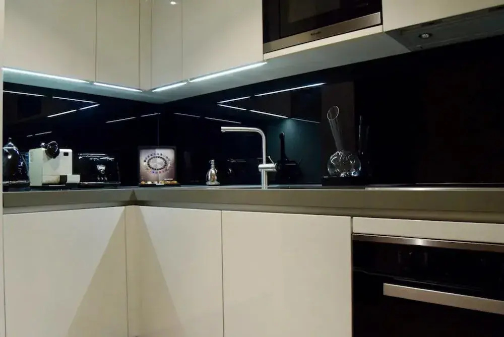 2 Bedroom Apartment Near Oxford Street