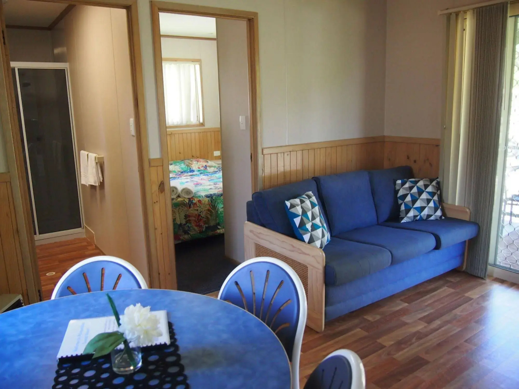 Pleasurelea Tourist Resort & Caravan Park