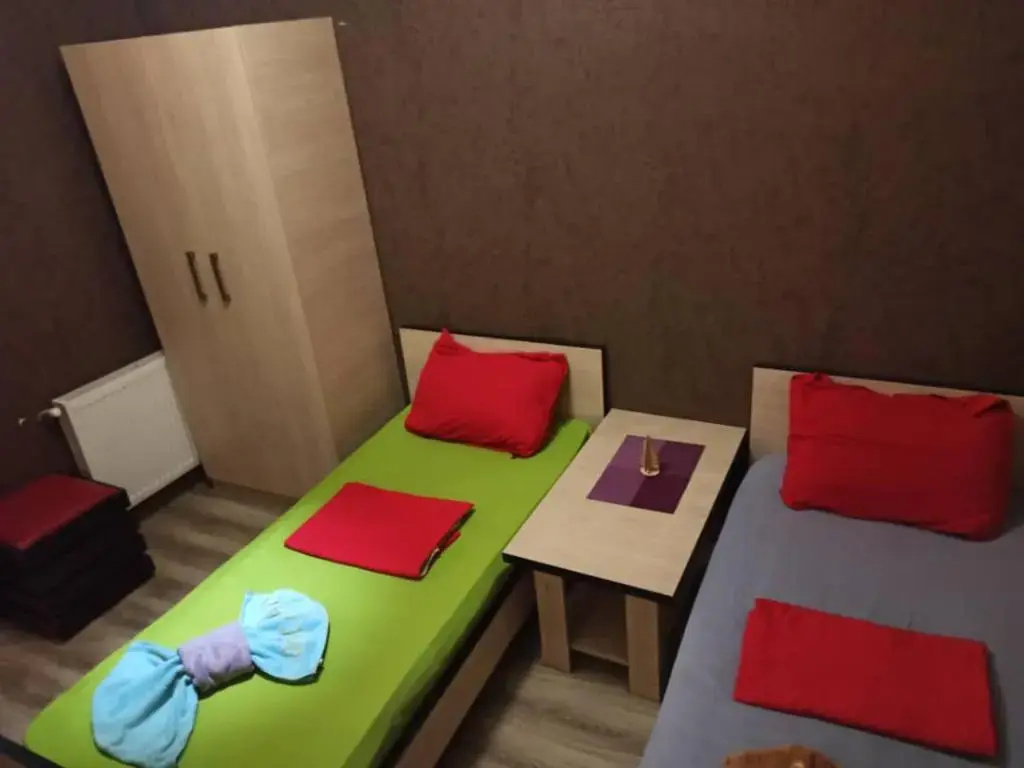 Artisha Travel Hotel