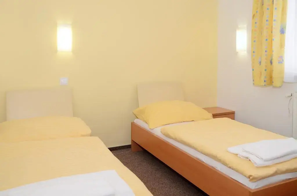 Hotel Imos