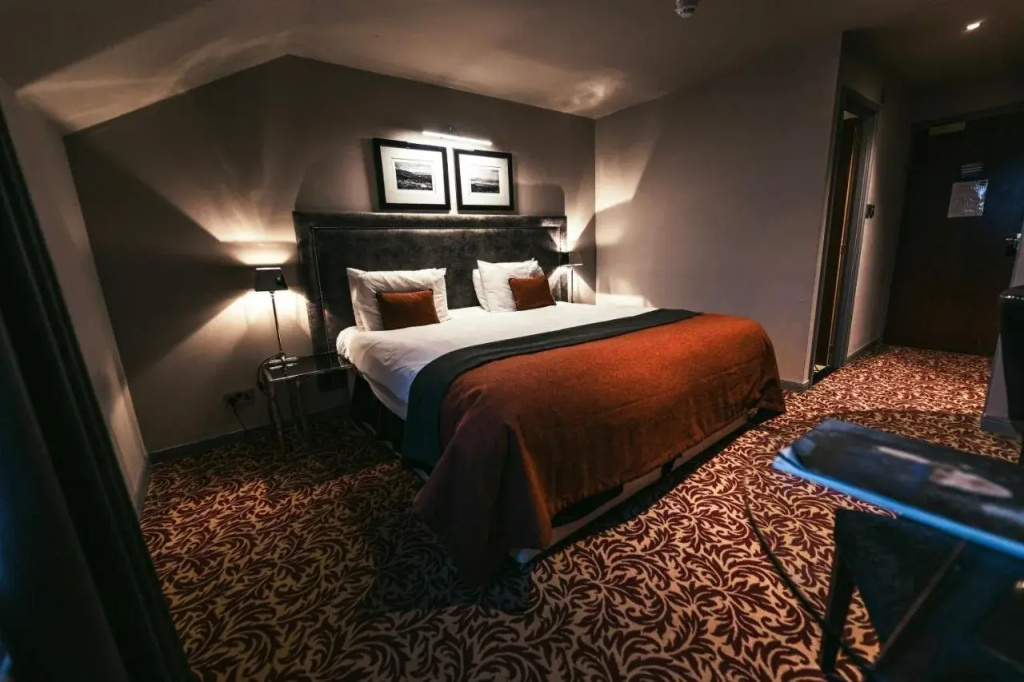 The Fenwick Hotel