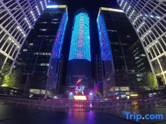 Tujia Light Luxury Apartment (Jinan Hanyu Guangnian Central Hospital East Campus)