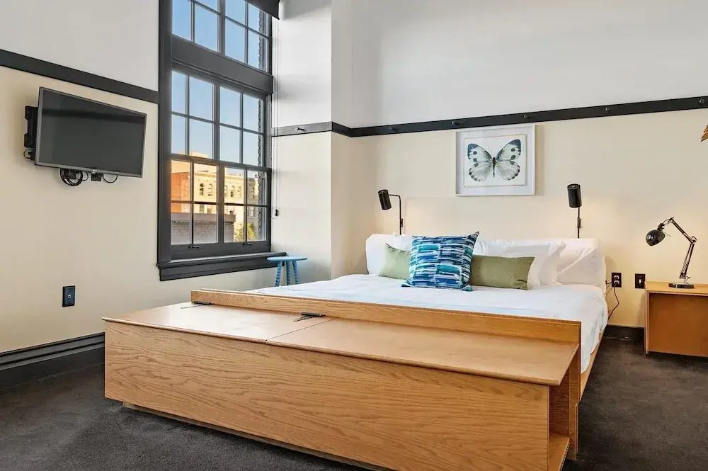 Kasa Uniquely Designed Suite Near Carnegie Museum The Maverick