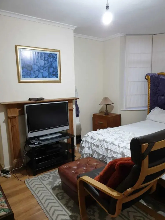 Beautiful Homes - Holyhead Road