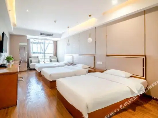 Ripple Hotel (Xuzhou East Railway Station Metro Station)