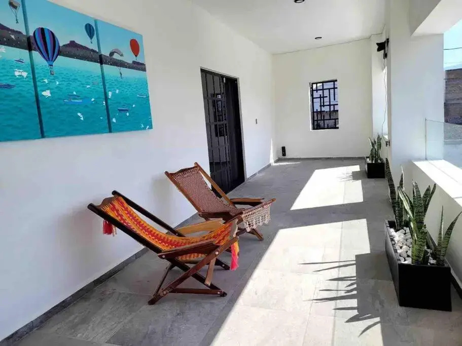 Amplia Eco-casa,alberca, jardín,4 hab,equipada.