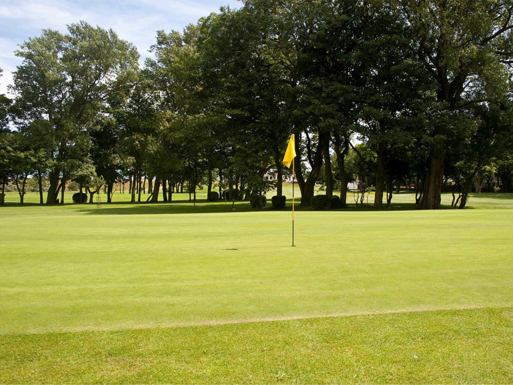 North Shore Hotel