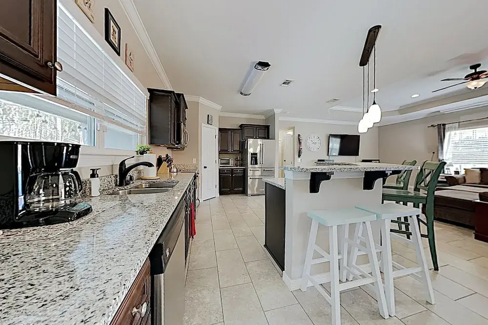 New Listing! Custom : Private Pool, Near Beach 4 Bedroom Home