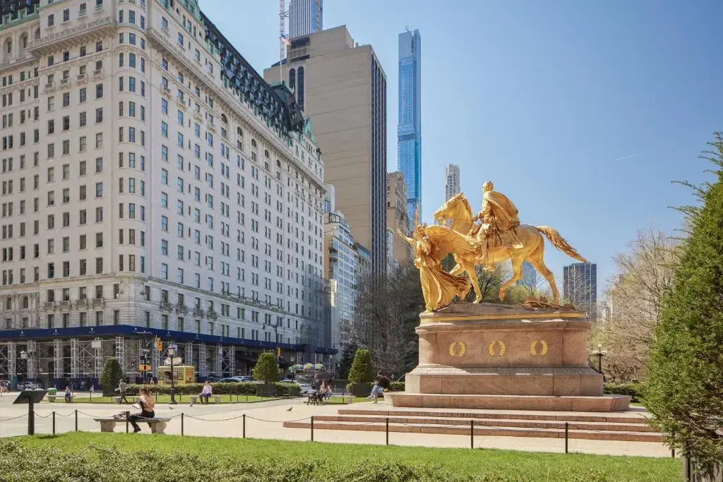 Chambers Hotel Central Park South, Sonder