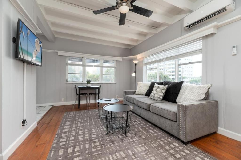 Central Fort Lauderdale Beach With Free Parking 3