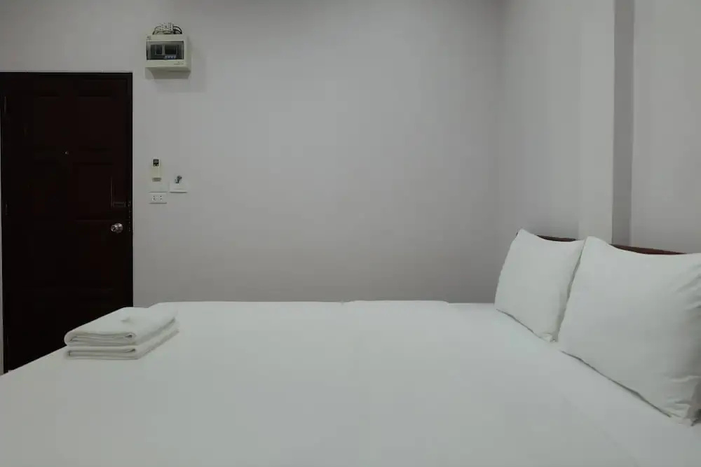 For You Hotel