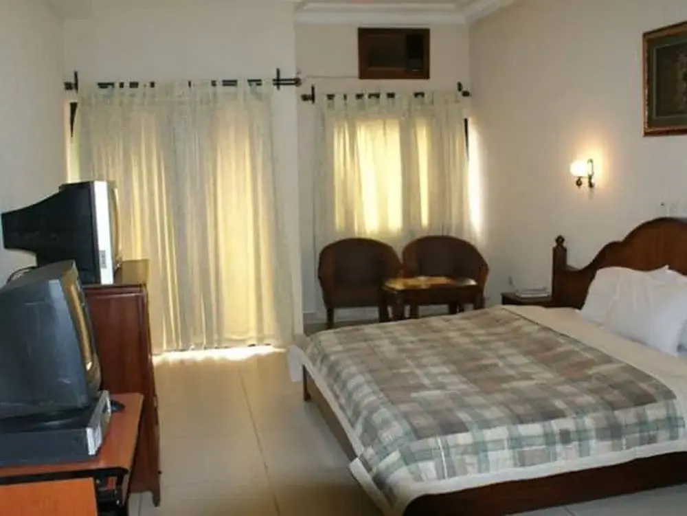 Roban Hotels Limited