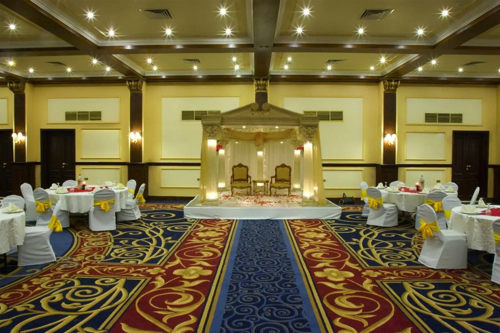 Helnan Auberge Fayoum