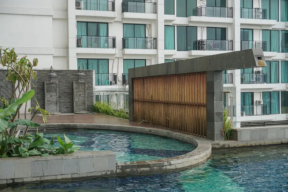 Spacious and Combined 1BR Apartment at Nine Residence