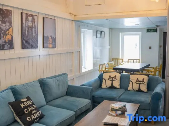 Old Quarter 3BR Home | 1km to Hoan Kiem Lake | Food & Easy Access