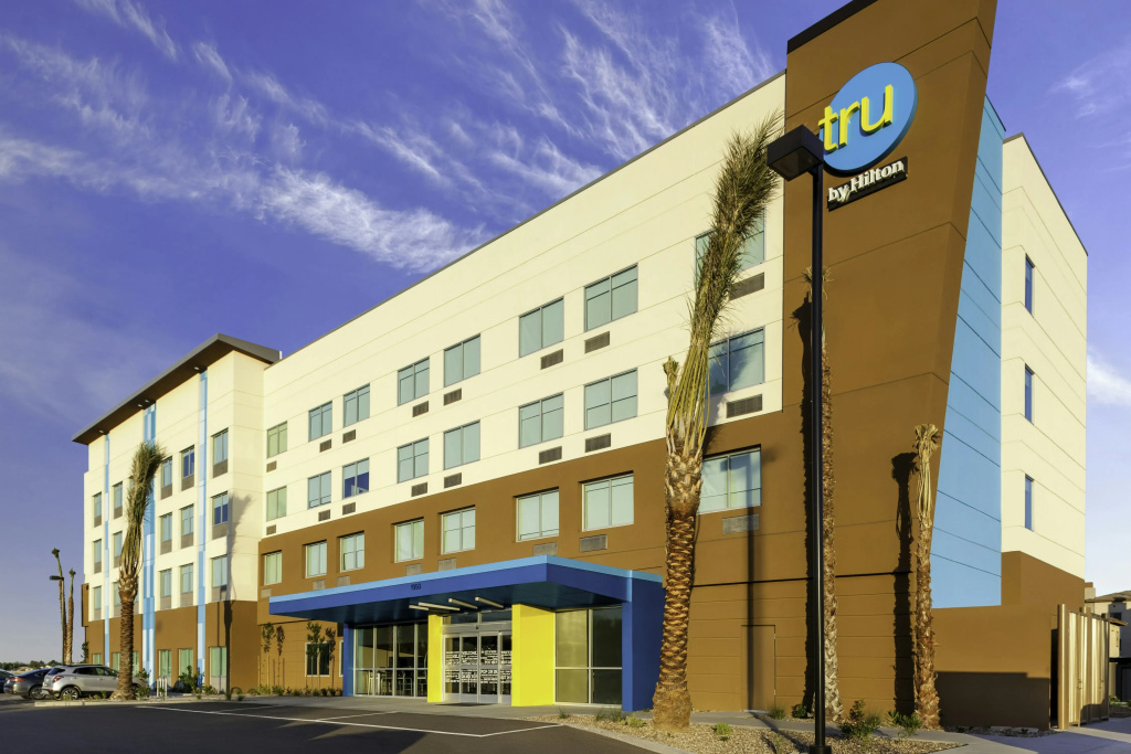 Tru By Hilton Gilbert