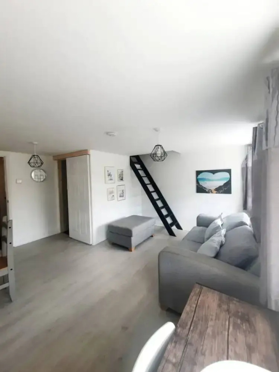 Remarkable Farmhouse House That Sleeps 11
