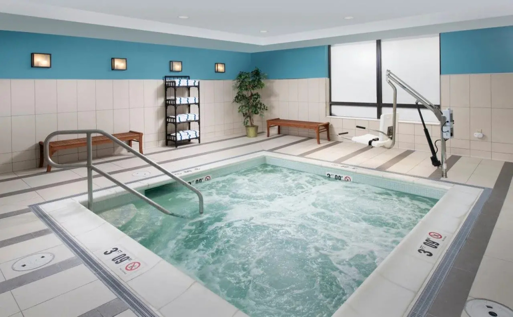 Holiday Inn Express Boston North-Woburn by IHG
