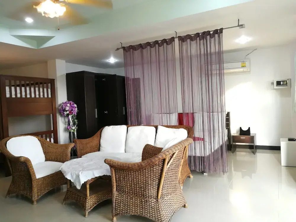 ฺBaan Waru seaview villa