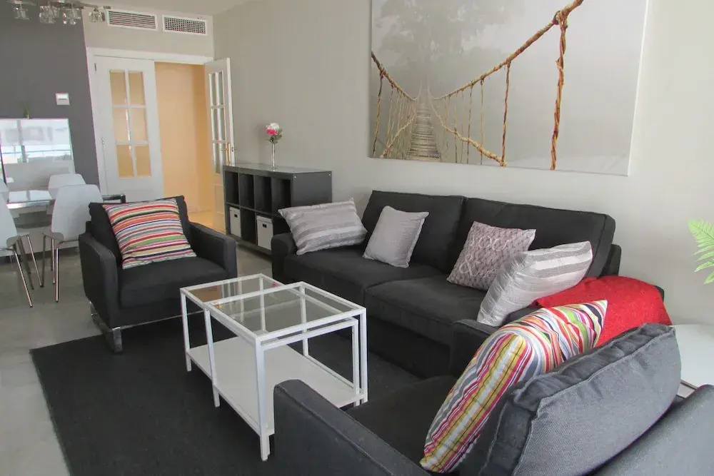2F MTR - Marbella Temporary Rent 3bedrooms Old Town