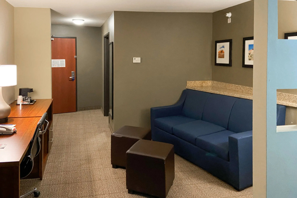 Comfort Suites Gallup East Route 66 and I-40