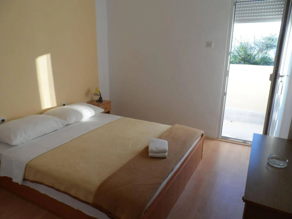 Villa Galeb Pag - at the main Beach