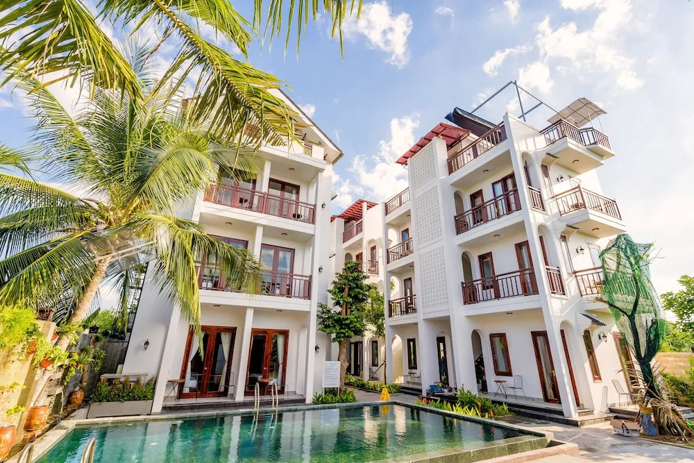 Crony Villa