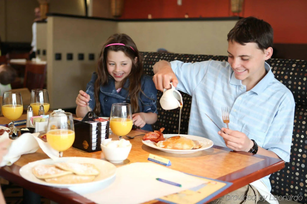 Holiday Inn Grand Rapids-Airport by IHG