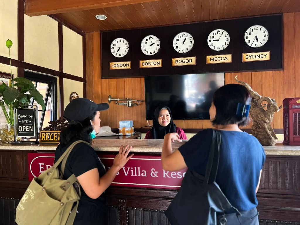 Edensor Hills & Resort