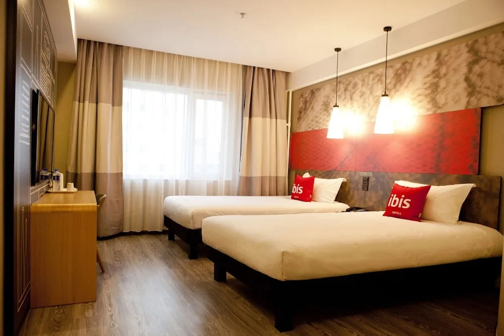 Ibis Tianjin Railway Station Hotel