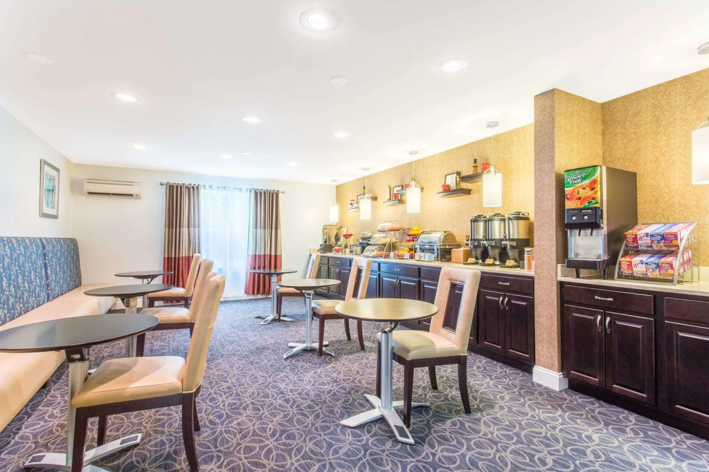 MainStay Suites Sterling near Dulles Town Center