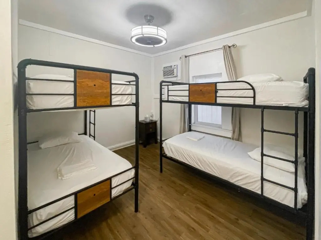 Howzit Hostels